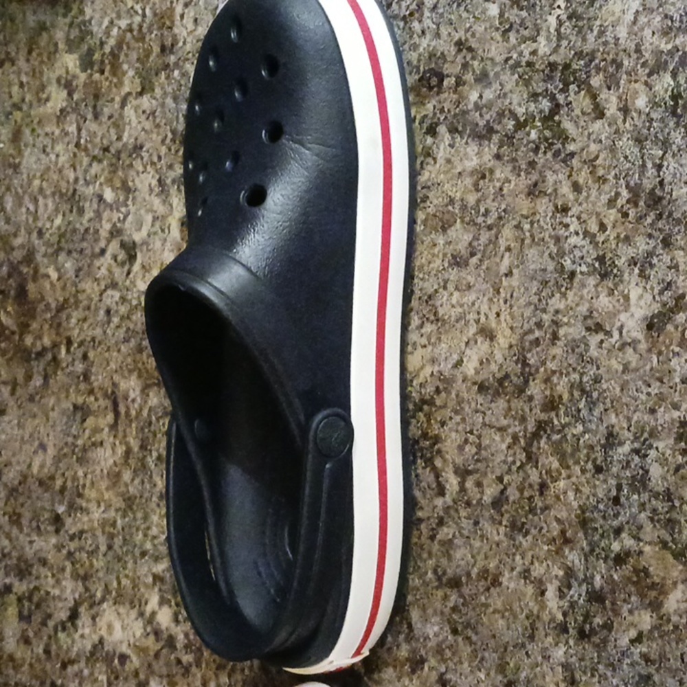 Crocs - Picture 3 of 6
